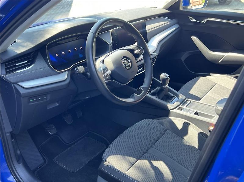 Škoda Octavia 2,0 TDI 110kW Style webasto - fotka 11 z 31