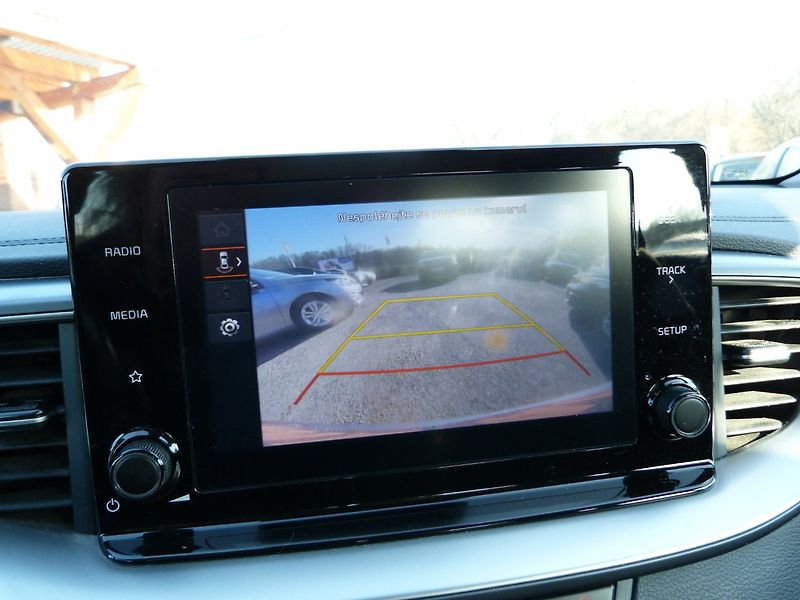 Kia Ceed 1.5 T-GDI  118 Kw DPH - fotka 16 z 20