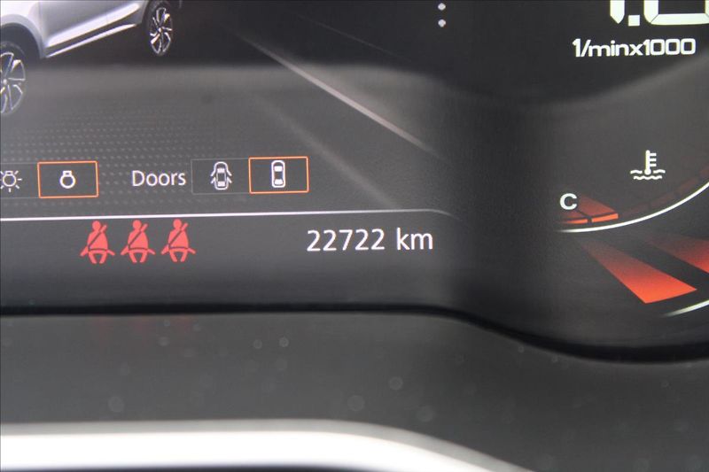MG ZS 1,0 T  1.MAJ,ELEGANCE,22.722KM - fotka 10 z 41