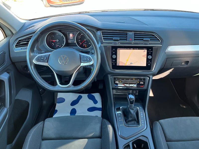 Volkswagen Tiguan 2.0TDI DSG 110kW 1.Maj DPH TZ - fotka 3 z 6