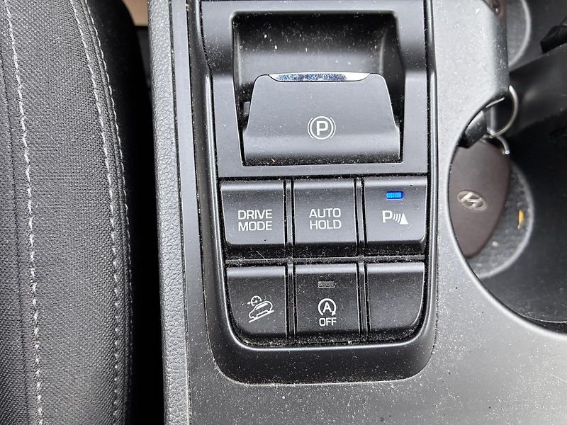 Hyundai Tucson 1.6T-GDI 130kW DCT STYLE       - fotka 20 z 26