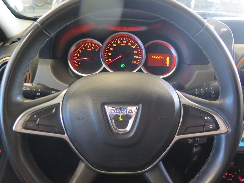 Dacia Duster (2017) 1.6SCe,navi,kamera,klima - fotka 7 z 23