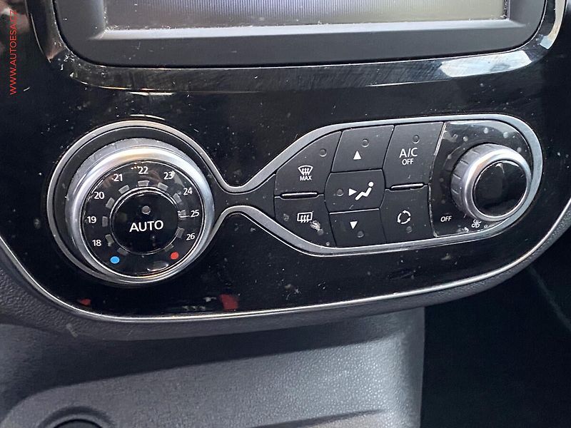 Renault Captur (2019) 1.3TCe, Intense - fotka 14 z 18