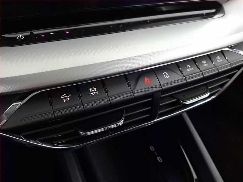 Škoda Octavia (2021) Style 1.5 TSI, ČR,1.maj - fotka 15 z 18