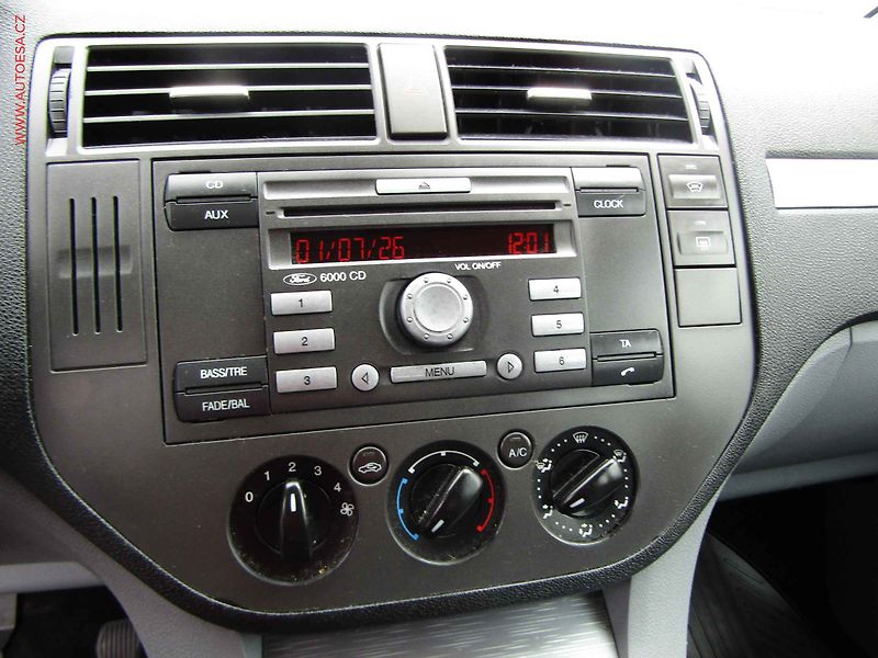 Ford C-MAX (2008) 1.6 i, servis.kniha, AC - fotka 12 z 16