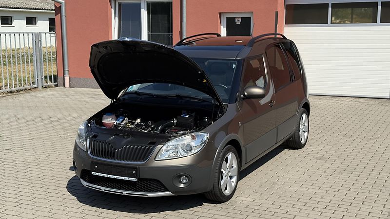 Škoda Roomster 1.2TSi*63kW*SCOUT*STYLE*PĚKNÝ* - fotka 18 z 23