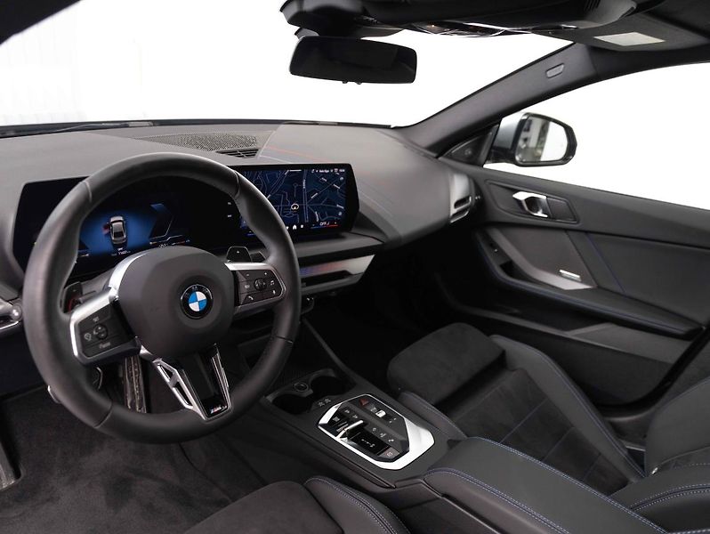BMW Řada 2 220 Gran Coupé - fotka 11 z 22
