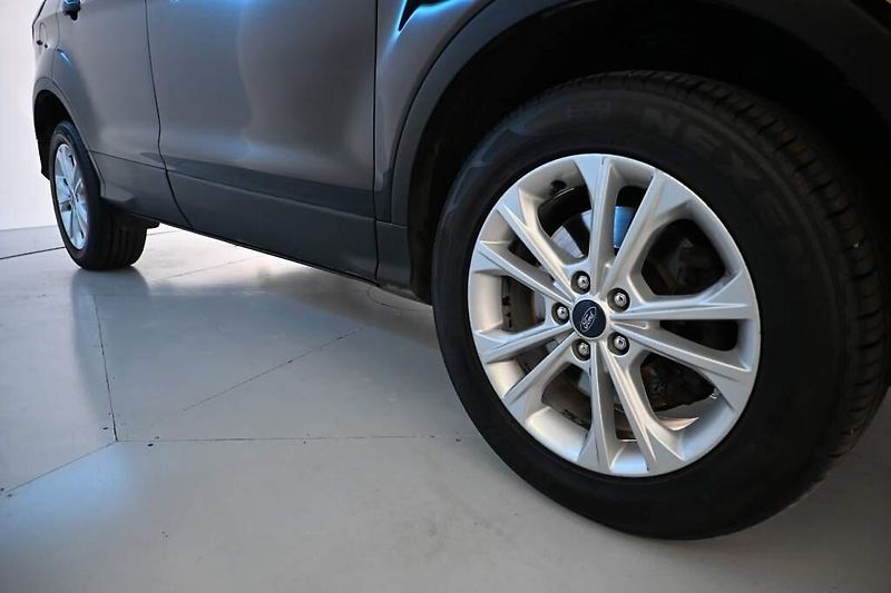 Ford Kuga (2019) 2.0 4x4 Tažné TDCi TITANIUM - fotka 30 z 31