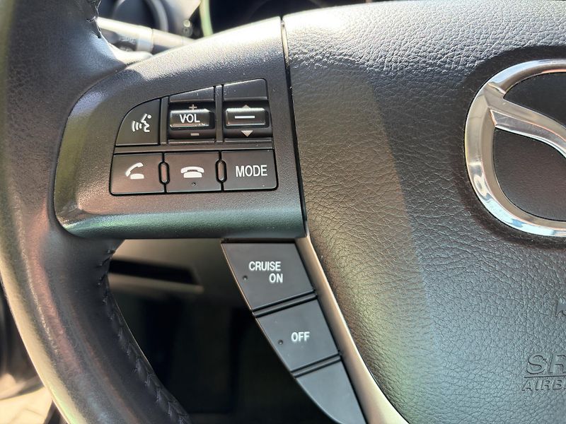 Mazda 3 2.0 Sports-Line AUTOMAT - fotka 30 z 33