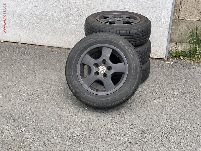 Volkswagen Polo (2012) 1.2i, ČR - fotka 15 z 15
