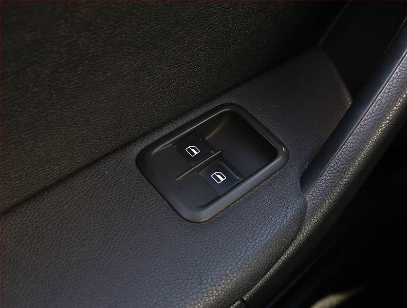 Škoda Yeti (2013) 1.2 TSI, Serv.kniha - fotka 15 z 15