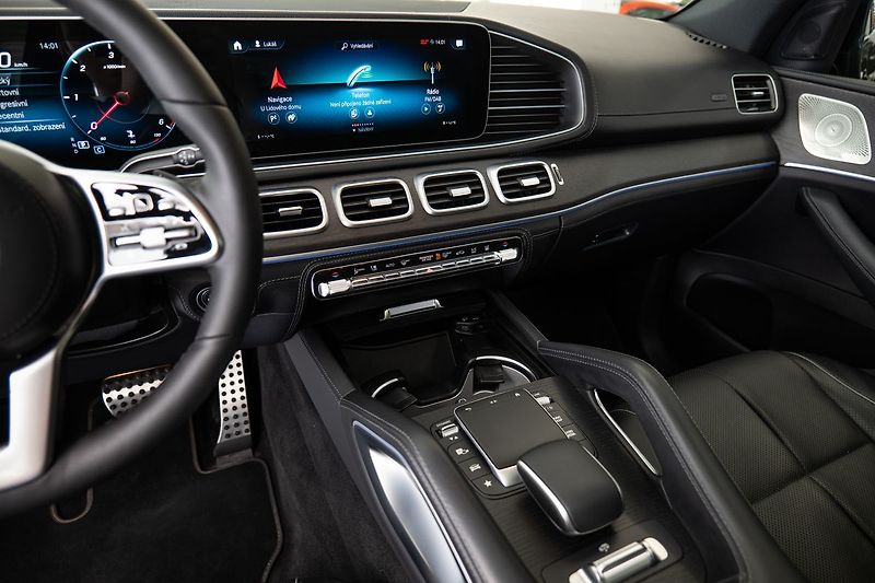 Mercedes-Benz GLS 4Matic AMG Line - fotka 15 z 28