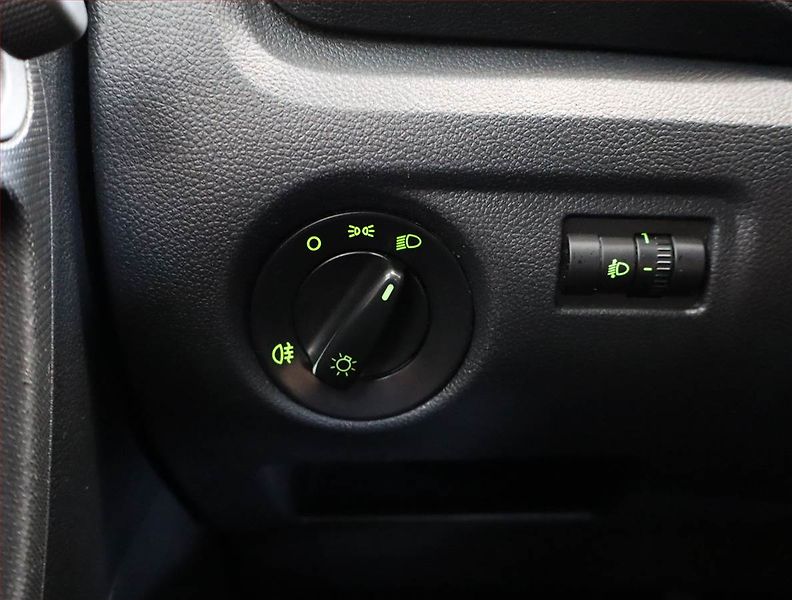 Škoda Roomster (2011) 1.4 16V, Serv.kniha - fotka 18 z 18