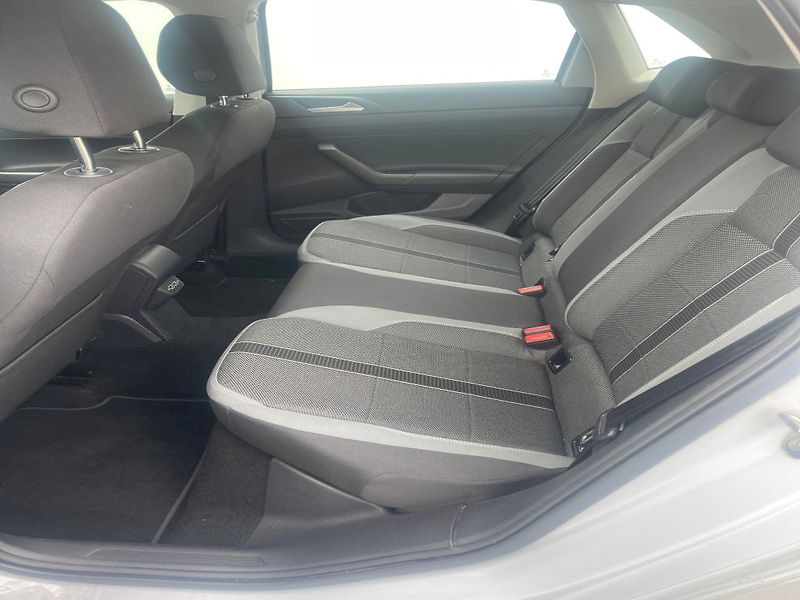 Volkswagen Polo (2019) Highline 1,0 TSI 70kW - fotka 15 z 20