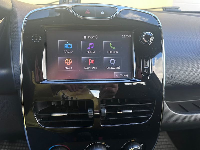 Renault Clio (2013) 1.2i  NAVI/1MAJ/Tempomat - fotka 23 z 28