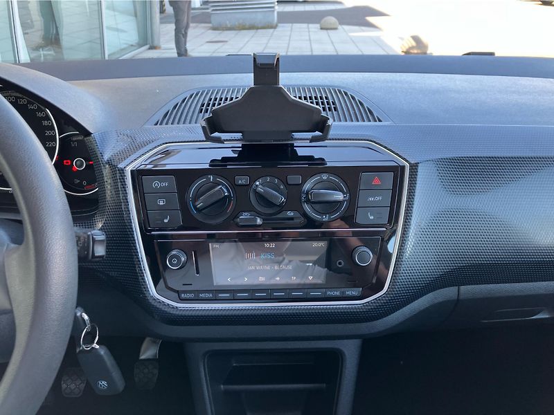 Volkswagen up! 1.0 MPI 48 kW KLIMA - fotka 16 z 30