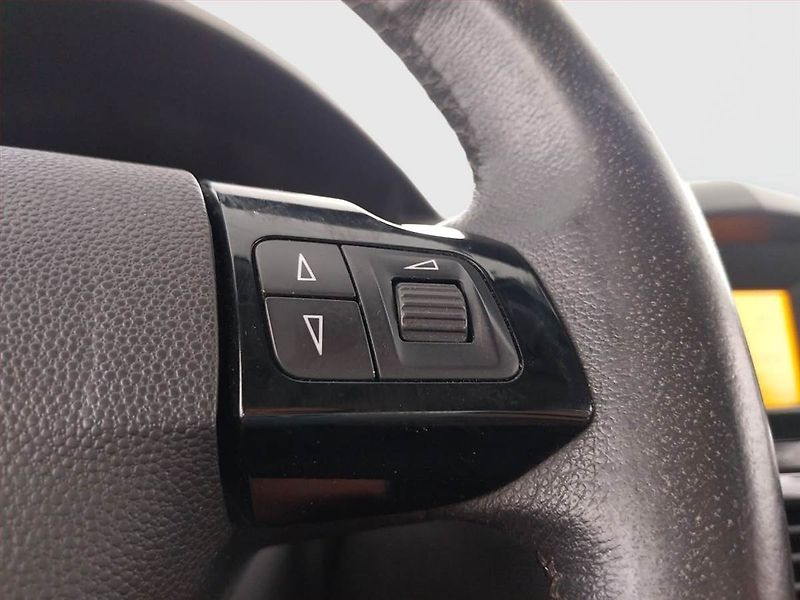 Opel Astra (2008) 1.6 16V, Serv.kniha, zamluveno - fotka 19 z 19