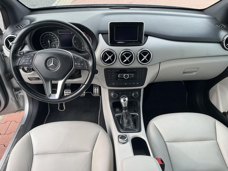 Mercedes-Benz Třídy B 180 CDi ČR - fotka 12 z 32