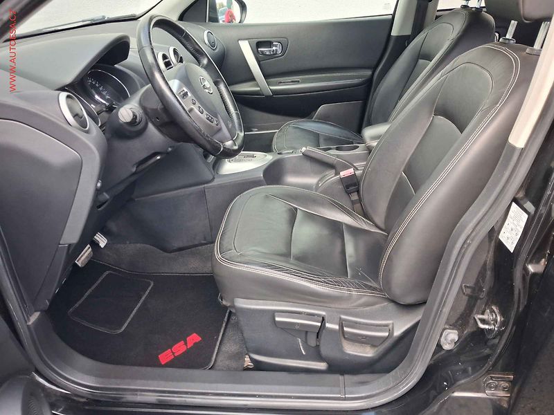 Nissan Qashqai (2012) 2.0 16V, Tekna, AT, xenon - fotka 9 z 21