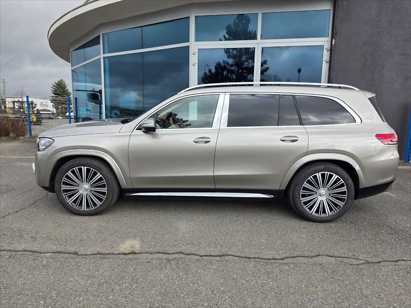 Mercedes-Benz GLS 4,0 Maybach 600 - fotka 7 z 17