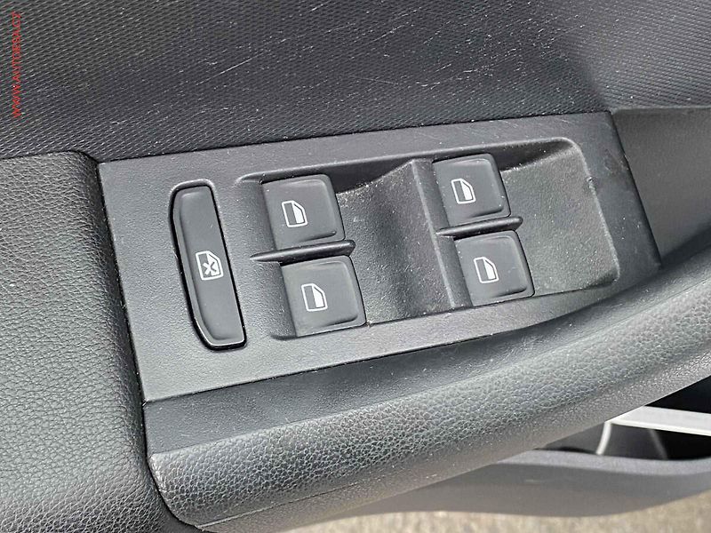 Škoda Rapid (2013) 1.2 TSi, Ambition, TZ - fotka 11 z 17