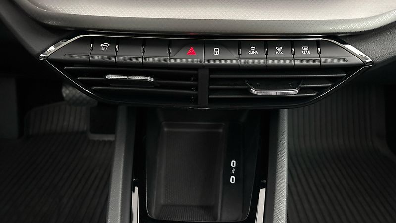 Škoda Octavia 2.0 TDI DSG Ambition - fotka 13 z 26