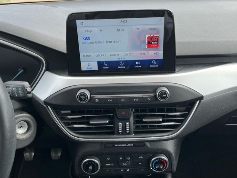 Ford Focus 1.0i,92KW, SERVISKA - fotka 10 z 14