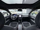 Volvo XC40 B4 FWD // ULTRA // REZERVACE - náhled 20