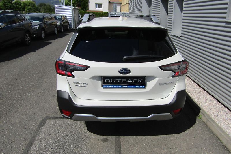 Subaru Outback (2025) 2,5i TOURING MY25.5 - fotka 7 z 22
