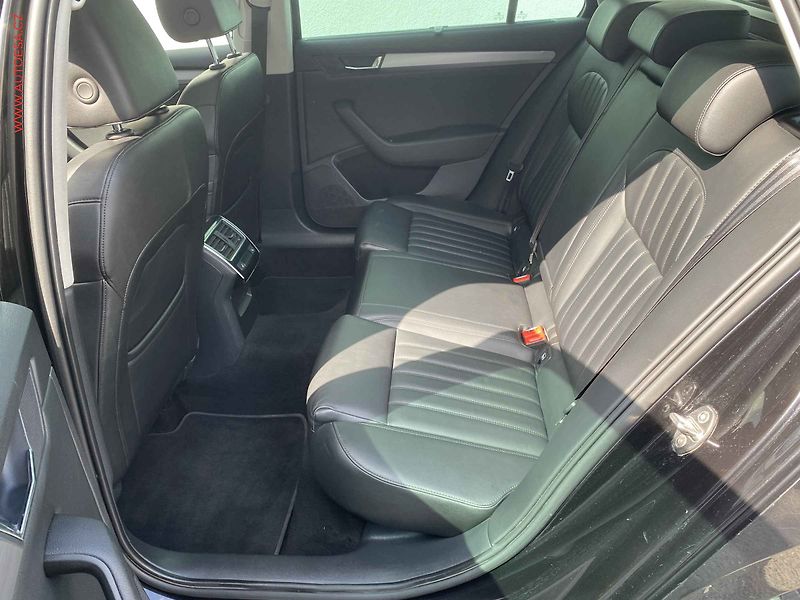 Škoda Superb (2016) 2.0 TDI 4x4, Style, DSG, kůže - fotka 10 z 19