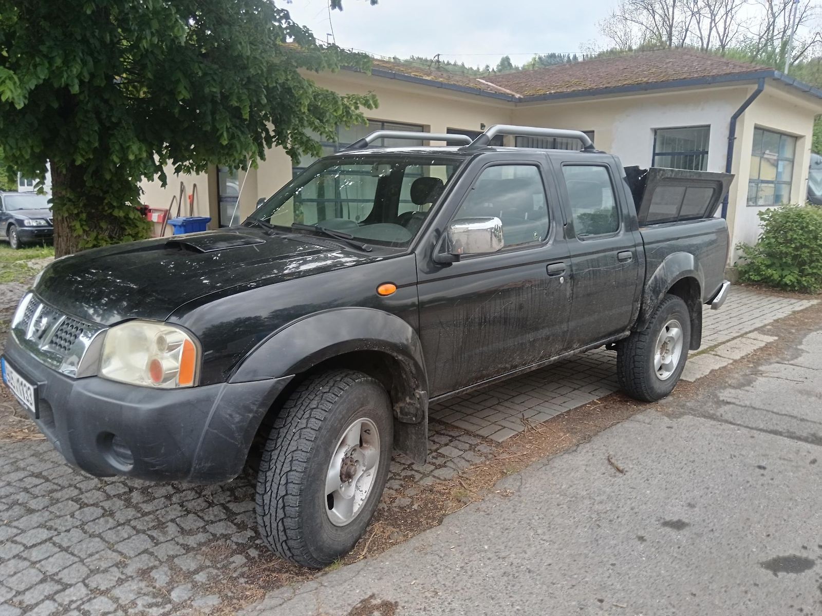 Nissan Navara 2,5 tdi 4x4 Doublecab