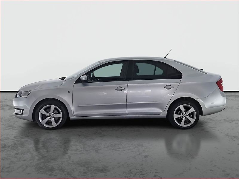 Škoda Rapid (2013) Elegance 1.6 TDI, Serv.kniha - fotka 3 z 15
