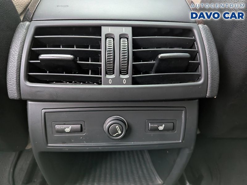 BMW X5 3,0 d 225KW xDRIVE 7 míst - fotka 24 z 37