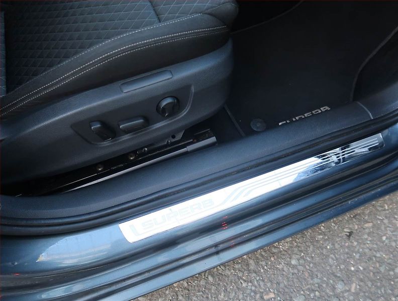 Škoda Superb (2019) Style 2.0 TDI, Serv.kniha - fotka 24 z 26