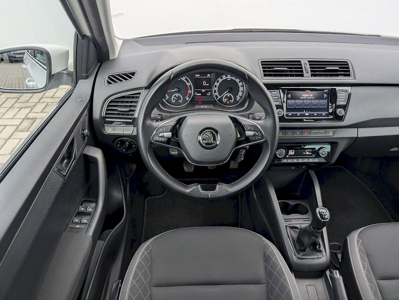 Škoda Fabia (2022) Combi 1,0 TSI / 70 kW Ambition - fotka 6 z 30