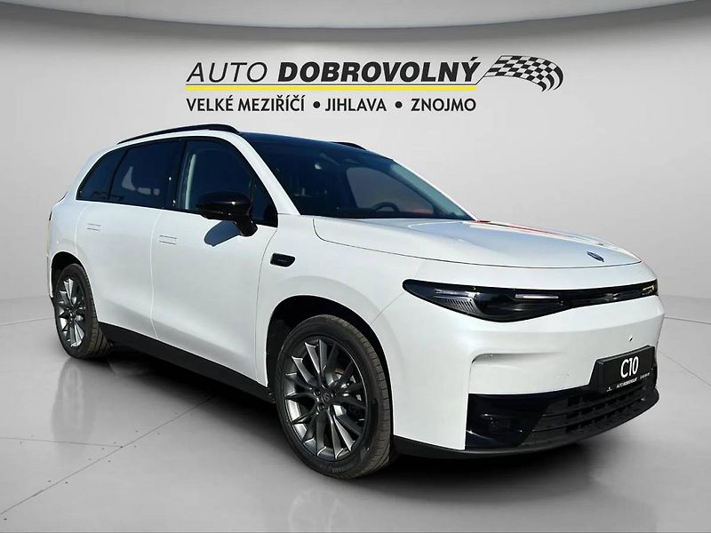 Leapmotor C10 (2025) Design 81,9 kWh/178244 - fotka 11 z 34