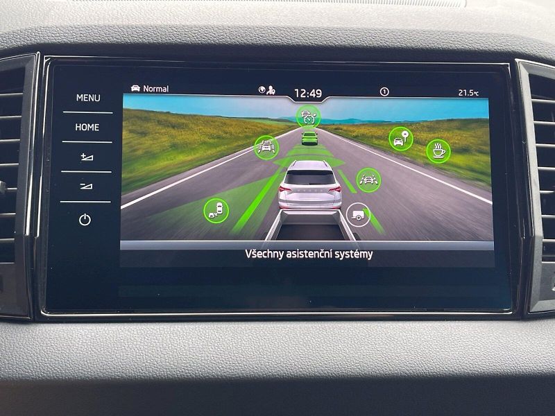 Škoda Karoq (2025) Sportline 2.0 TDI 110kW 4x4 DS - fotka 15 z 35