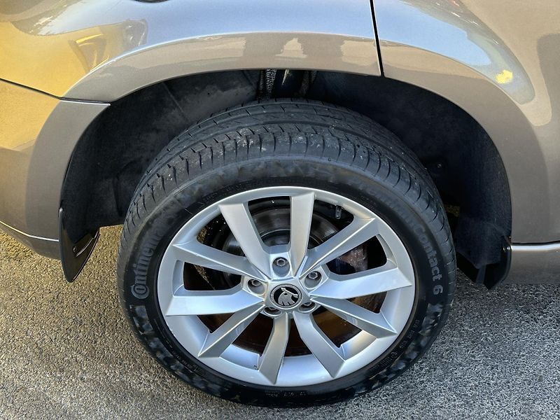Škoda Yeti (2015) 1.2TSI/77kW * 1.Maj * 4x2  - fotka 32 z 35