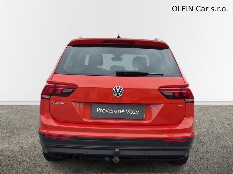 Volkswagen Tiguan Comfortline 1.4 TSi 110 kW - fotka 8 z 23