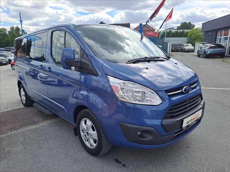 Ford Tourneo Custom 2,0 TDCI 9.MÍST - fotka 2 z 18