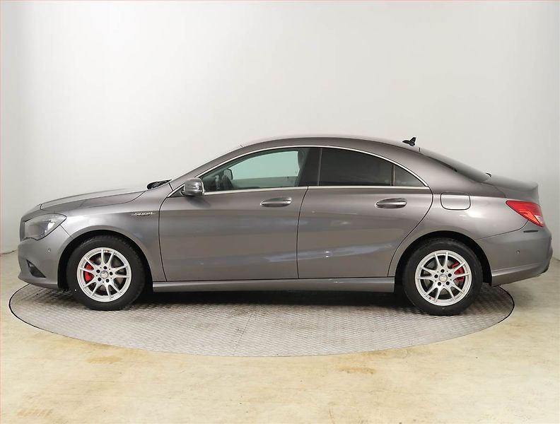 Mercedes-Benz CLA (2015) 180, Automat, Serv.kniha, Kůže - fotka 3 z 22