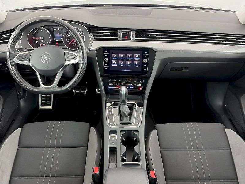 Volkswagen Passat (2023) Alltrack 2.0 TDI 147kW 4Motion - fotka 5 z 35