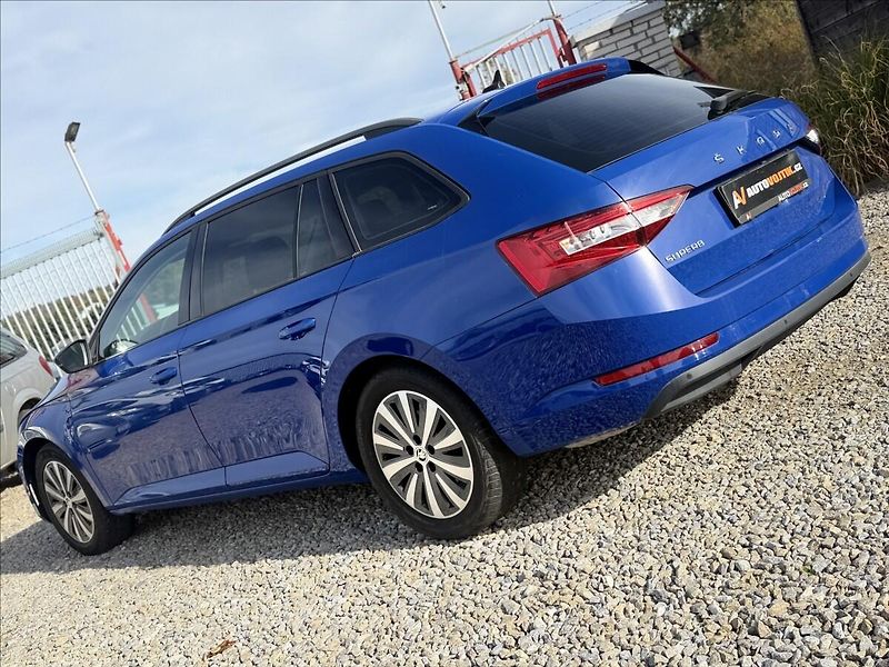 Škoda Superb 1,5 TSI  DSG +SADA ZIMNÍCH KOL - fotka 7 z 23