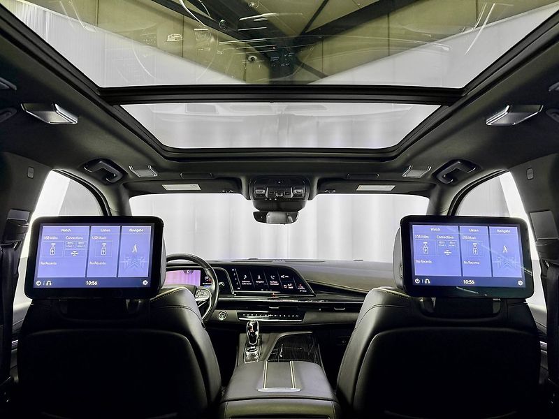 Cadillac Escalade 6.2 V8 AWD PLATINUM EDITION, N - fotka 32 z 35