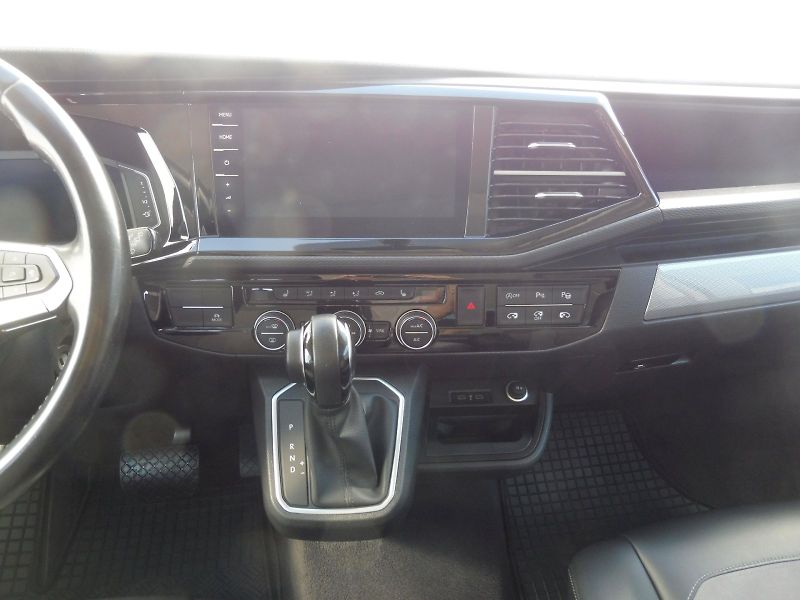 Volkswagen Multivan (2021) Highline 2,0 TDI 150kW DSG 4MO - fotka 11 z 30