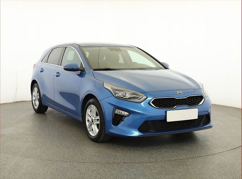 Kia Ceed (2020) Top 1.4 T-GDI, Automat - fotografie inzerátu