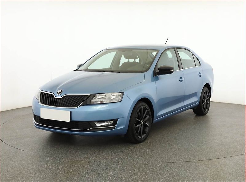 Škoda Rapid (2018) Style 1.0 TSI, Park. senzory - fotka 2 z 16