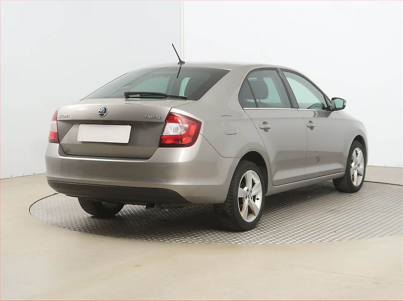 Škoda Rapid (2019) Style 1.0 TSI, Bi-Xenony - fotka 5 z 16