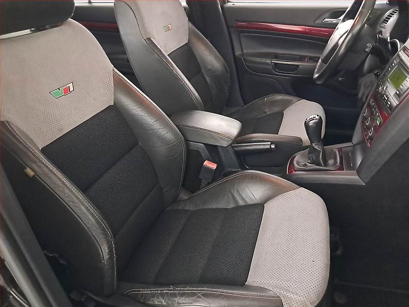 Škoda Octavia (2006) RS 2.0 TFSI, Tempomat - fotka 9 z 17