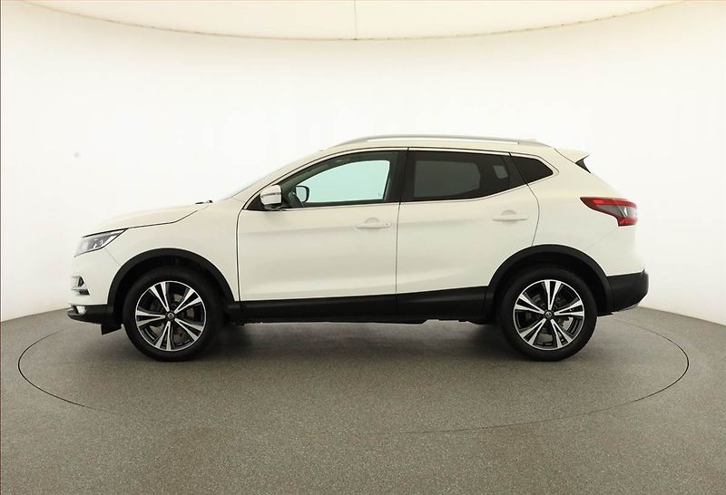 Nissan Qashqai (2018) 1.6 DIG-T, Navi, Tempomat - fotka 3 z 19